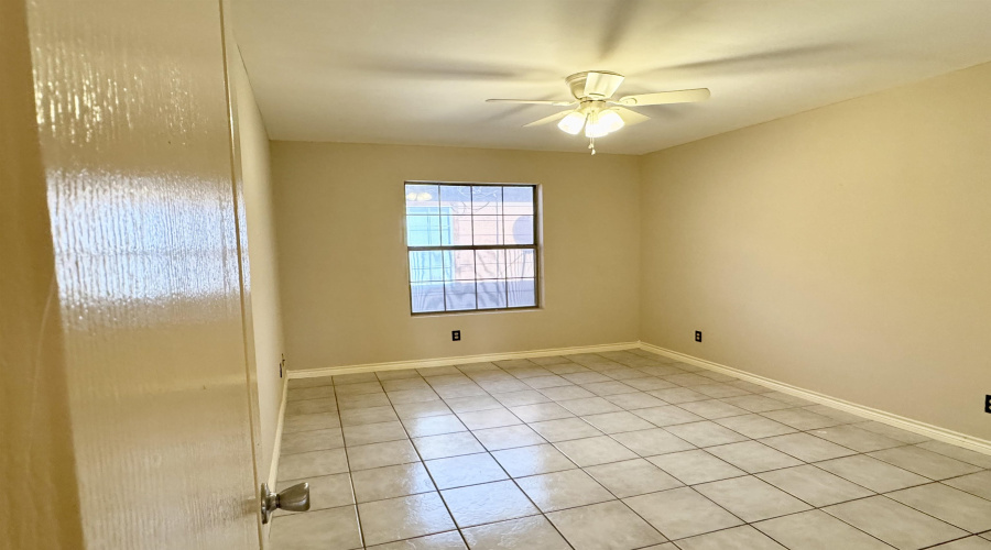 207 Martingale Ln, Laredo, Texas 78041, 2 Bedrooms Bedrooms, 4 Rooms Rooms,2 BathroomsBathrooms,Residential,For Rent,207 Martingale Ln,20255287