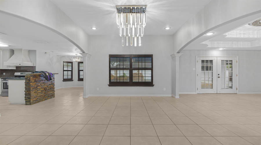 241 North Beach Ln, Laredo, Texas 78041, 4 Bedrooms Bedrooms, 7 Rooms Rooms,3 BathroomsBathrooms,Residential,For Sale,241 North Beach Ln,20255290