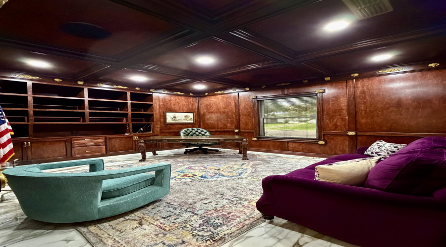 115 Crenshaw Dr, Laredo, Texas 78045, 3 Bedrooms Bedrooms, 9 Rooms Rooms,4 BathroomsBathrooms,Residential,For Sale,115 Crenshaw Dr,20255291