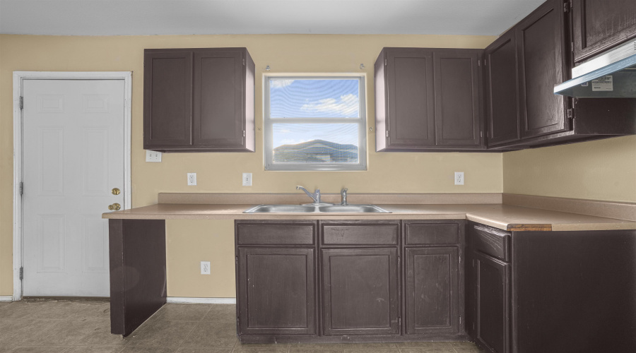 14119 Fawn Dr, LAREDO, Texas 78045, 4 Bedrooms Bedrooms, 6 Rooms Rooms,2 BathroomsBathrooms,Residential,For Rent,14119 Fawn Dr,20255292