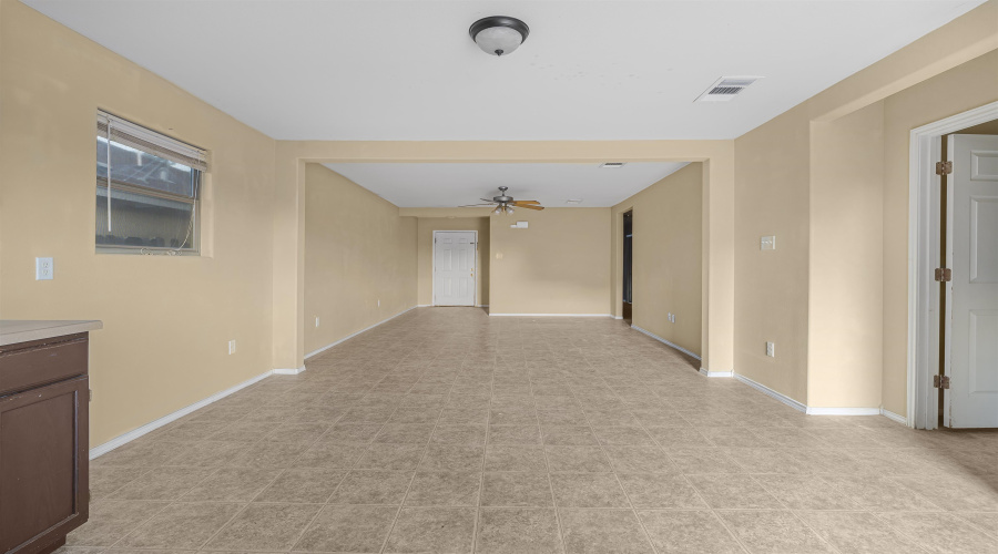 14119 Fawn Dr, LAREDO, Texas 78045, 4 Bedrooms Bedrooms, 6 Rooms Rooms,2 BathroomsBathrooms,Residential,For Rent,14119 Fawn Dr,20255292