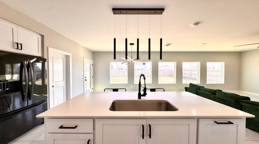 5701 Kylee Dr., LAREDO, Texas 78043, 3 Bedrooms Bedrooms, 5 Rooms Rooms,2 BathroomsBathrooms,Residential,For Sale,5701 Kylee Dr.,20255295