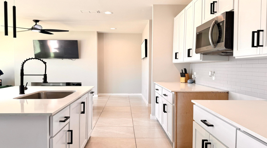 5701 Kylee Dr., LAREDO, Texas 78043, 3 Bedrooms Bedrooms, 5 Rooms Rooms,2 BathroomsBathrooms,Residential,For Sale,5701 Kylee Dr.,20255295