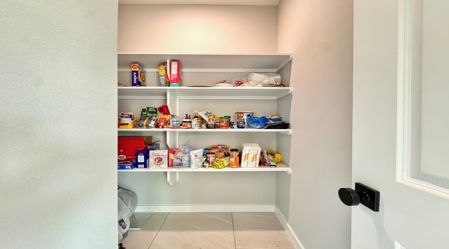 5701 Kylee Dr., LAREDO, Texas 78043, 3 Bedrooms Bedrooms, 5 Rooms Rooms,2 BathroomsBathrooms,Residential,For Sale,5701 Kylee Dr.,20255295