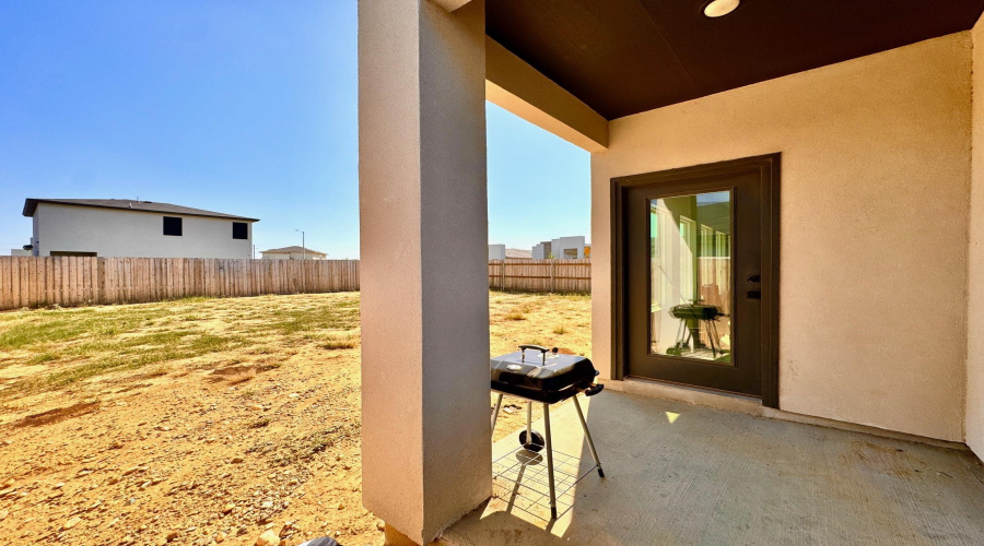 5701 Kylee Dr., LAREDO, Texas 78043, 3 Bedrooms Bedrooms, 5 Rooms Rooms,2 BathroomsBathrooms,Residential,For Sale,5701 Kylee Dr.,20255295