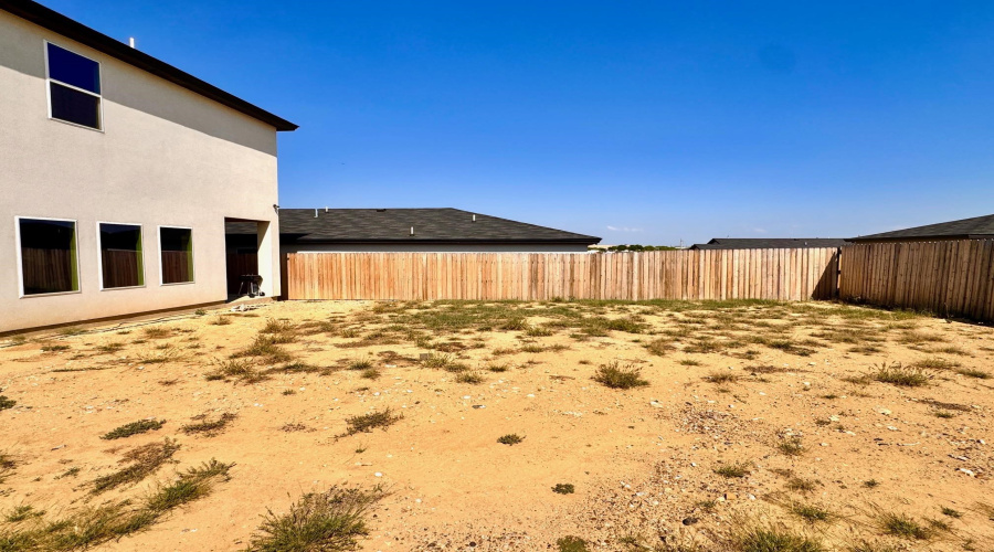 5701 Kylee Dr., LAREDO, Texas 78043, 3 Bedrooms Bedrooms, 5 Rooms Rooms,2 BathroomsBathrooms,Residential,For Sale,5701 Kylee Dr.,20255295