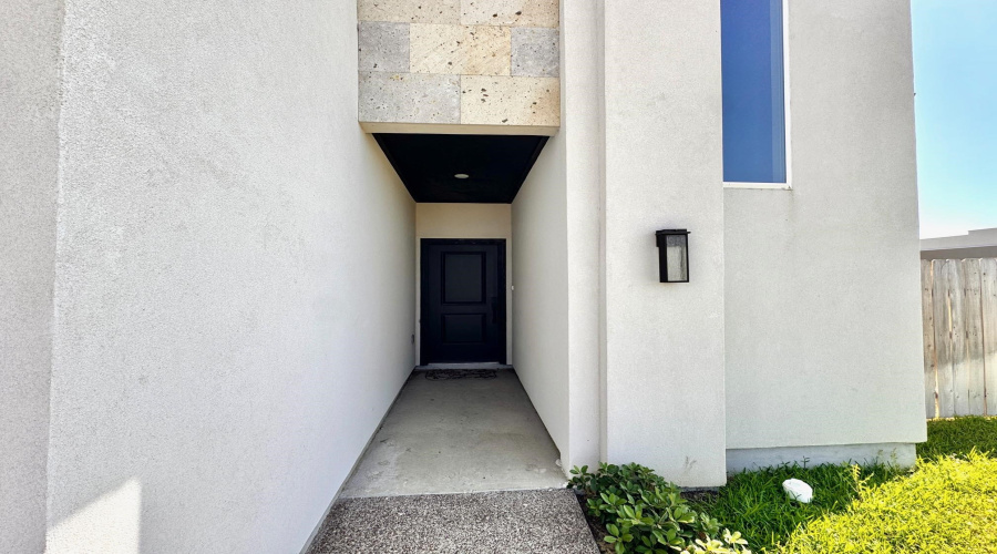 5701 Kylee Dr., LAREDO, Texas 78043, 3 Bedrooms Bedrooms, 5 Rooms Rooms,2 BathroomsBathrooms,Residential,For Sale,5701 Kylee Dr.,20255295