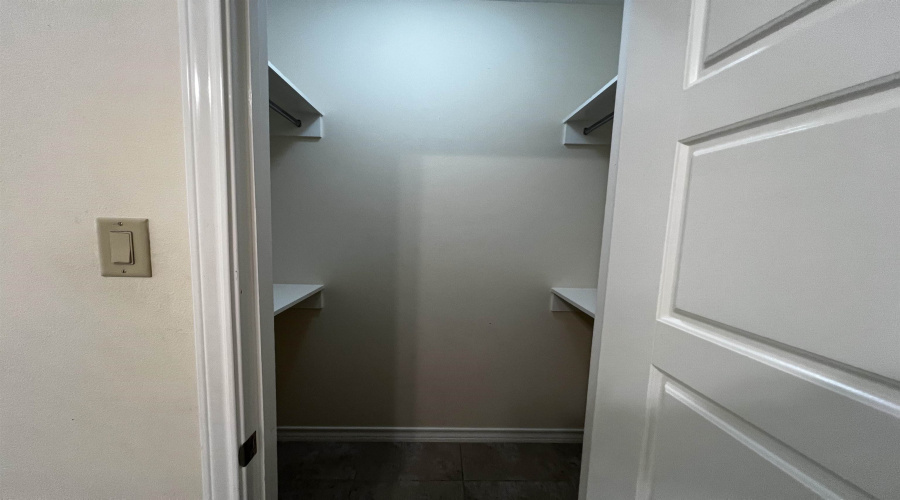 5703 Moses Lp., Laredo, Texas 78046, 3 Bedrooms Bedrooms, 5 Rooms Rooms,2 BathroomsBathrooms,Residential,For Sale,5703 Moses Lp.,20255296