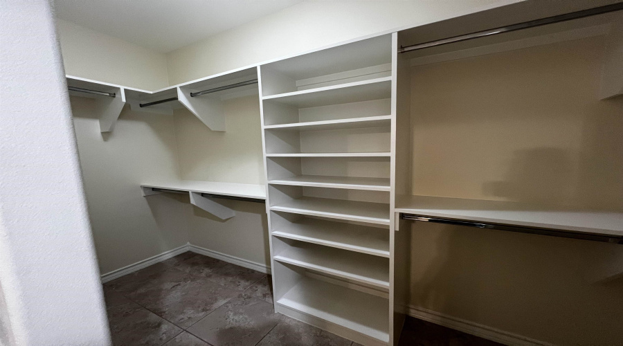 5703 Moses Lp., Laredo, Texas 78046, 3 Bedrooms Bedrooms, 5 Rooms Rooms,2 BathroomsBathrooms,Residential,For Sale,5703 Moses Lp.,20255296