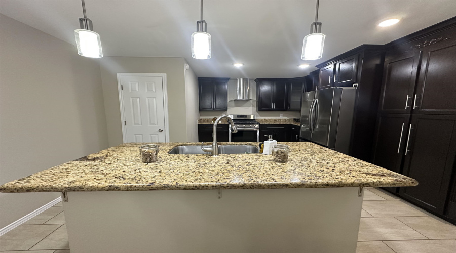 5510 Belmont Dr., Laredo, Texas 78046, 3 Bedrooms Bedrooms, 5 Rooms Rooms,2 BathroomsBathrooms,Residential,For Sale,5510 Belmont Dr.,20255300