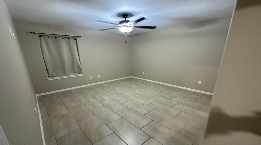 5510 Belmont Dr., Laredo, Texas 78046, 3 Bedrooms Bedrooms, 5 Rooms Rooms,2 BathroomsBathrooms,Residential,For Sale,5510 Belmont Dr.,20255300