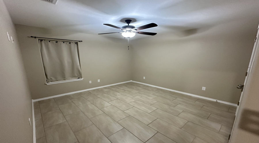 5510 Belmont Dr., Laredo, Texas 78046, 3 Bedrooms Bedrooms, 5 Rooms Rooms,2 BathroomsBathrooms,Residential,For Sale,5510 Belmont Dr.,20255300
