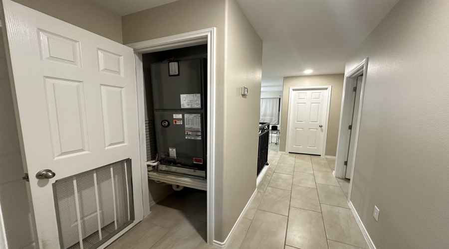 5510 Belmont Dr., Laredo, Texas 78046, 3 Bedrooms Bedrooms, 5 Rooms Rooms,2 BathroomsBathrooms,Residential,For Sale,5510 Belmont Dr.,20255300