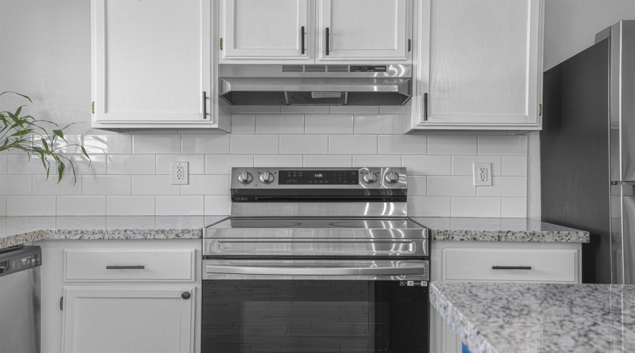 216 Red Cloud Dr, Laredo, Texas 78045-4184, 3 Bedrooms Bedrooms, 5 Rooms Rooms,2 BathroomsBathrooms,Residential,For Sale,216 Red Cloud Dr,20255301