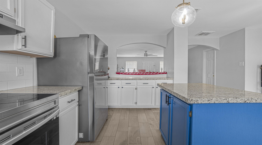 216 Red Cloud Dr, Laredo, Texas 78045-4184, 3 Bedrooms Bedrooms, 5 Rooms Rooms,2 BathroomsBathrooms,Residential,For Sale,216 Red Cloud Dr,20255301