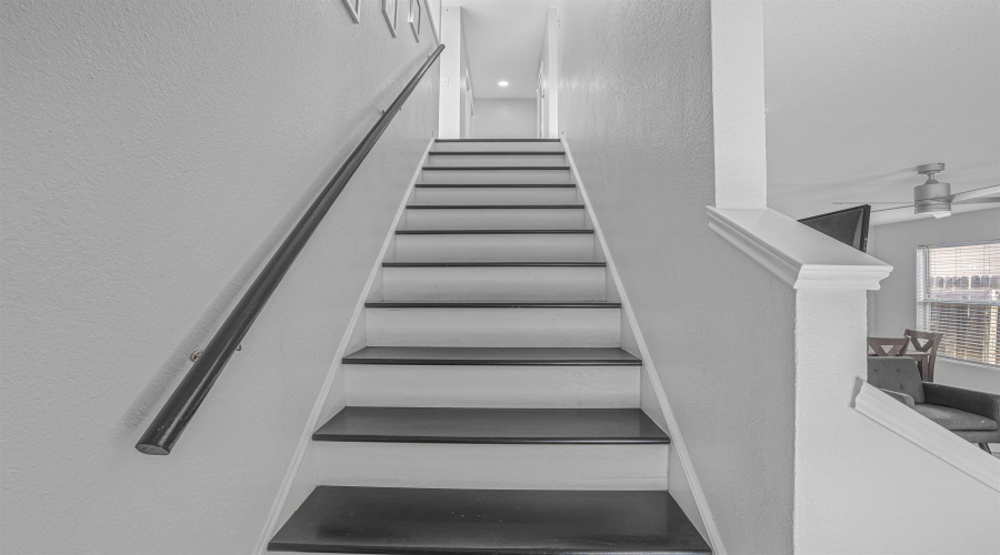 216 Red Cloud Dr, Laredo, Texas 78045-4184, 3 Bedrooms Bedrooms, 5 Rooms Rooms,2 BathroomsBathrooms,Residential,For Sale,216 Red Cloud Dr,20255301