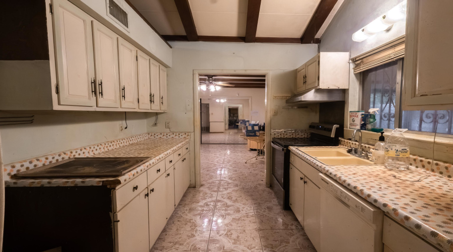 619 Lindenwood Dr, LAREDO, Texas 78045, 4 Bedrooms Bedrooms, 4 Rooms Rooms,2 BathroomsBathrooms,Residential,For Sale,619 Lindenwood Dr,20255302