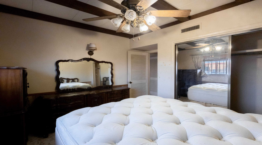 619 Lindenwood Dr, LAREDO, Texas 78045, 4 Bedrooms Bedrooms, 4 Rooms Rooms,2 BathroomsBathrooms,Residential,For Sale,619 Lindenwood Dr,20255302