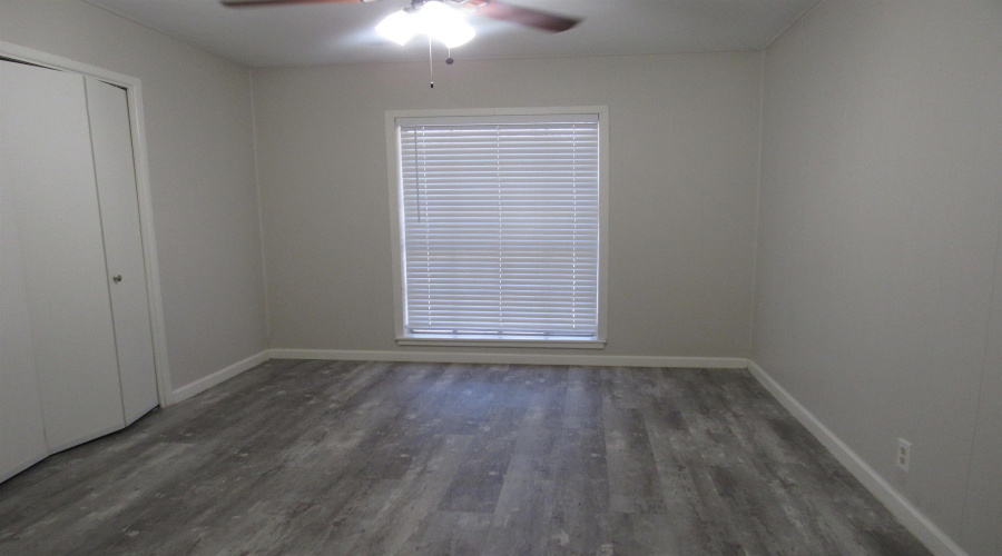 2403 E Frost St, Laredo, Texas 78043, 2 Bedrooms Bedrooms, 4 Rooms Rooms,1 BathroomBathrooms,Residential,For Rent,2403 E Frost St,20255303