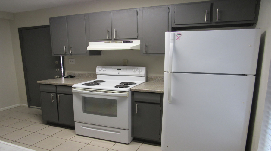 2401 E Frost St, Laredo, Texas 78043, 2 Bedrooms Bedrooms, 4 Rooms Rooms,1 BathroomBathrooms,Residential,For Rent,2401 E Frost St,20255304