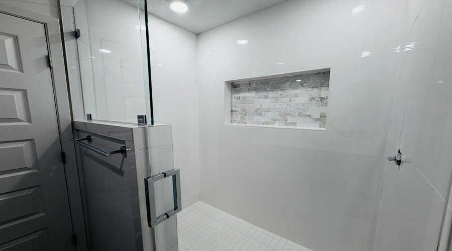 4008 Gia St., LAREDO, Texas 78046, 3 Bedrooms Bedrooms, 4 Rooms Rooms,2 BathroomsBathrooms,Residential,For Sale,4008 Gia St.,20255309