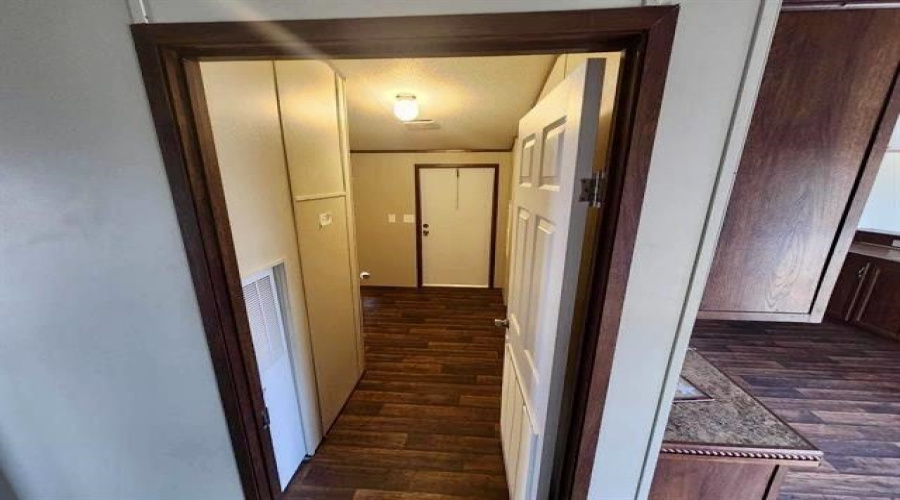 2711 Slowriver Ct, Laredo, Texas 78046, 3 Bedrooms Bedrooms, 3 Rooms Rooms,2 BathroomsBathrooms,Residential,For Sale,2711 Slowriver Ct,20255314