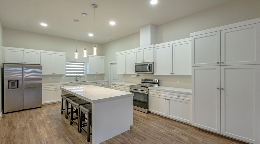 4002 Bella St., Laredo, Texas 78046, 4 Bedrooms Bedrooms, 6 Rooms Rooms,2 BathroomsBathrooms,Residential,For Sale,4002 Bella St.,20255317