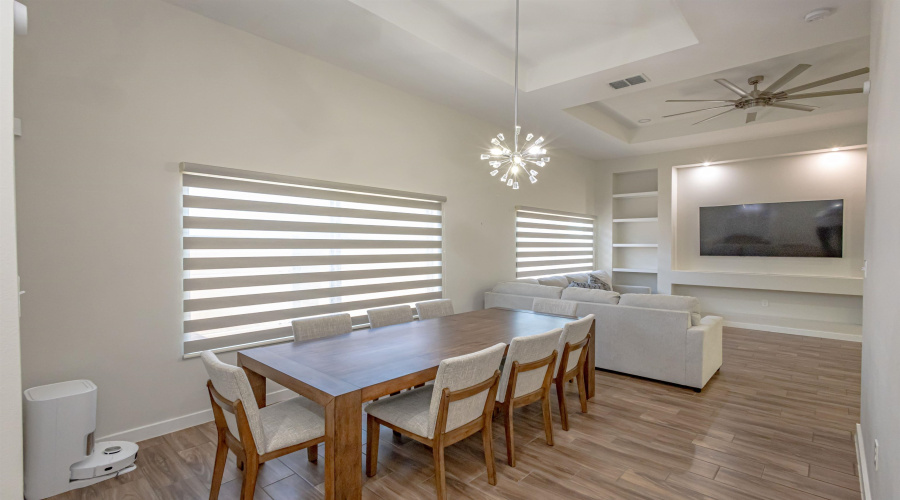 4002 Bella St., Laredo, Texas 78046, 4 Bedrooms Bedrooms, 6 Rooms Rooms,2 BathroomsBathrooms,Residential,For Sale,4002 Bella St.,20255317