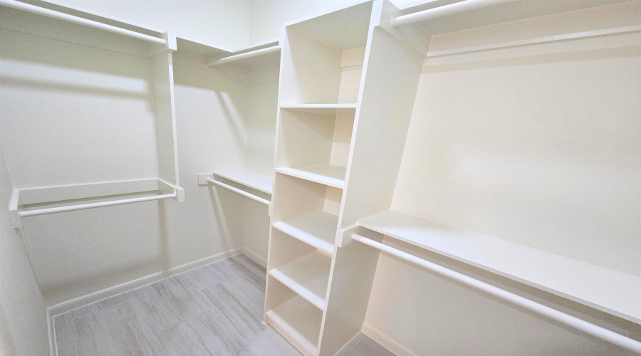 5007 Carambola Ln., Laredo, Texas 78046, 3 Bedrooms Bedrooms, 6 Rooms Rooms,2 BathroomsBathrooms,Residential,For Sale,5007 Carambola Ln.,20255322