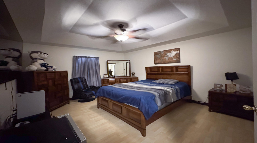 1811 Avenida Los Presidentes, Laredo, Texas 78046, 3 Bedrooms Bedrooms, 5 Rooms Rooms,2 BathroomsBathrooms,Residential,For Sale,1811 Avenida Los Presidentes,20255325