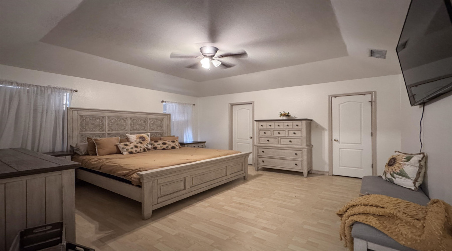 1811 Avenida Los Presidentes, Laredo, Texas 78046, 3 Bedrooms Bedrooms, 5 Rooms Rooms,2 BathroomsBathrooms,Residential,For Sale,1811 Avenida Los Presidentes,20255325