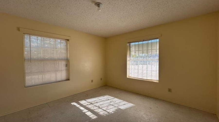 1446 Orquidia Ln E, Rio Bravo, Texas 78046, ,Multi-family,For Sale,1446 Orquidia Ln E,20255332