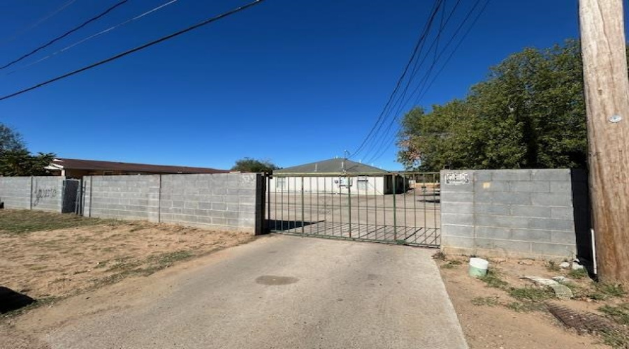 1446 Orquidia Ln E, Rio Bravo, Texas 78046, ,Multi-family,For Sale,1446 Orquidia Ln E,20255332