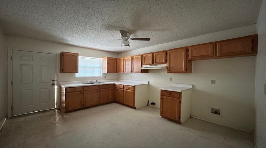 1446 Orquidia Ln E, Rio Bravo, Texas 78046, ,Multi-family,For Sale,1446 Orquidia Ln E,20255332