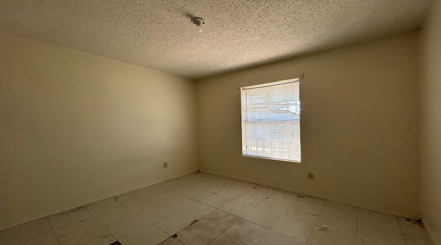 1446 Orquidia Ln E, Rio Bravo, Texas 78046, ,Multi-family,For Sale,1446 Orquidia Ln E,20255332