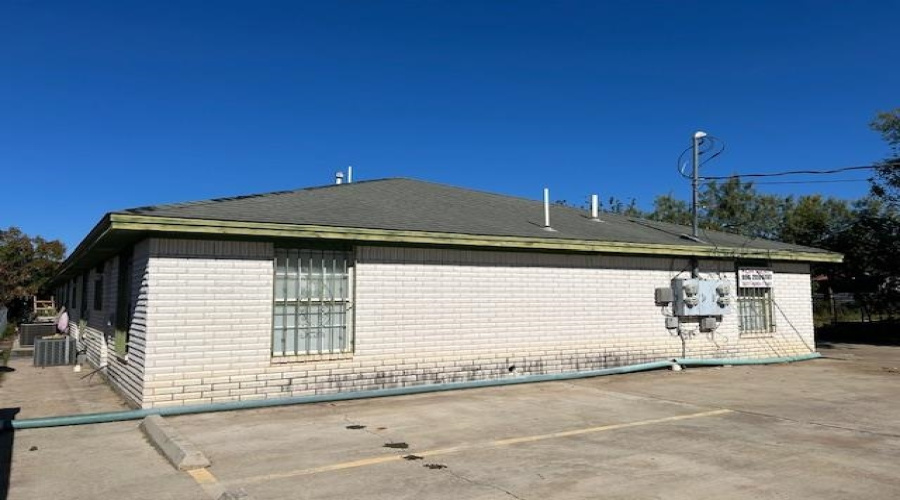 1446 Orquidia Ln E, Rio Bravo, Texas 78046, ,Multi-family,For Sale,1446 Orquidia Ln E,20255332