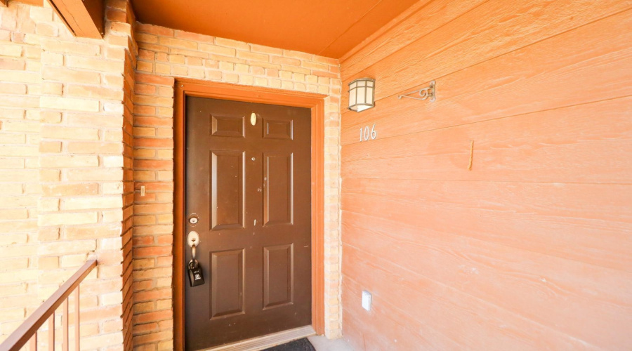 1752 Tiara Trl, Laredo, Texas 78045, 2 Bedrooms Bedrooms, 4 Rooms Rooms,2 BathroomsBathrooms,Residential,For Rent,1752 Tiara Trl,20255334