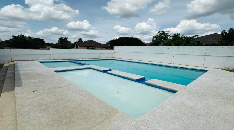 2001 Poza Rica Dr, LAREDO, Texas 78046, ,Land,For Sale,2001 Poza Rica Dr,20255339