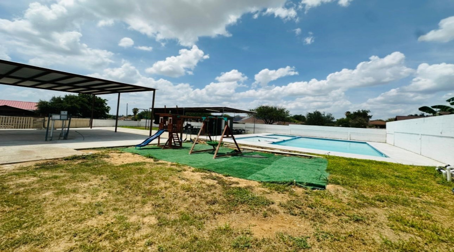 2001 Poza Rica Dr, LAREDO, Texas 78046, ,Land,For Sale,2001 Poza Rica Dr,20255339