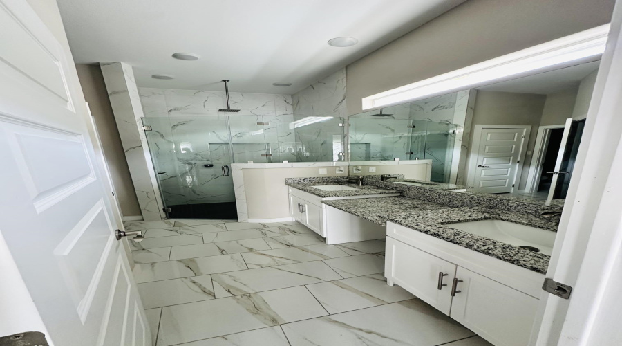 1618 Coba Dr., LAREDO, Texas 78046, 4 Bedrooms Bedrooms, 6 Rooms Rooms,2 BathroomsBathrooms,Residential,For Sale,1618 Coba Dr.,20255338