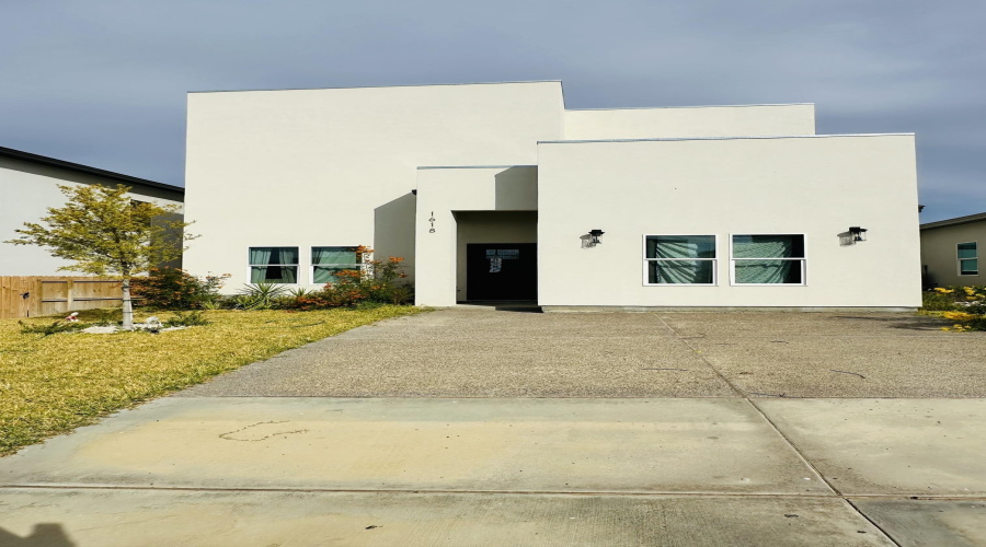 1618 Coba Dr., LAREDO, Texas 78046, 4 Bedrooms Bedrooms, 6 Rooms Rooms,2 BathroomsBathrooms,Residential,For Sale,1618 Coba Dr.,20255338