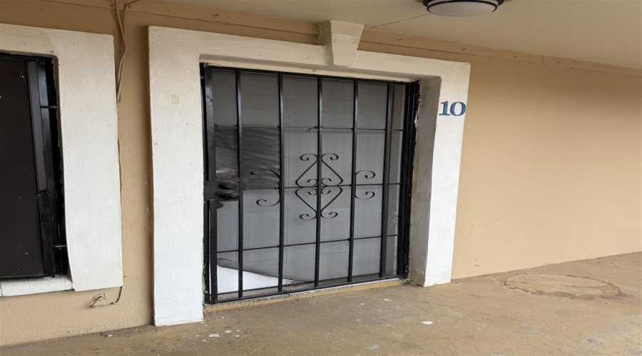 3315 San Agustin Ave, LAREDO, Texas 78040, 1 Bedroom Bedrooms, 2 Rooms Rooms,1 BathroomBathrooms,Residential,For Rent,3315 San Agustin Ave,20255342