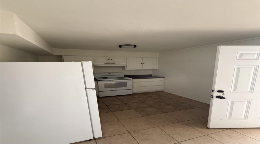 3315 San Agustin Ave, LAREDO, Texas 78040, 1 Bedroom Bedrooms, 2 Rooms Rooms,1 BathroomBathrooms,Residential,For Rent,3315 San Agustin Ave,20255342