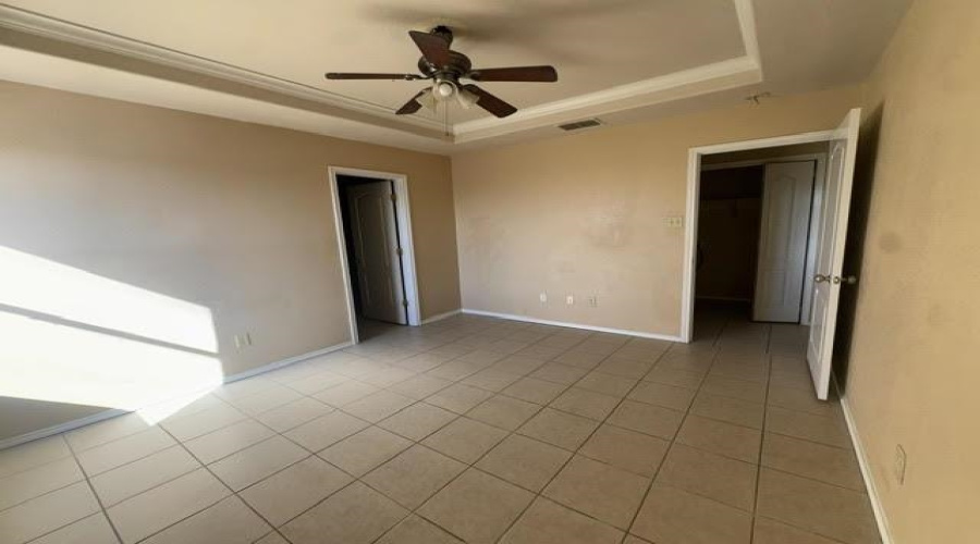 2209 Los Pinos Dr, Laredo, Texas 78046, 3 Bedrooms Bedrooms, 5 Rooms Rooms,2 BathroomsBathrooms,Residential,For Sale,2209 Los Pinos Dr,20255345