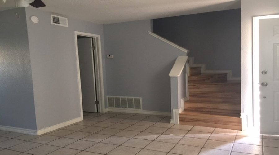 4821 Westside Ln, LAREDO, Texas 78041, 2 Bedrooms Bedrooms, 4 Rooms Rooms,1 BathroomBathrooms,Residential,For Rent,4821 Westside Ln,20255346