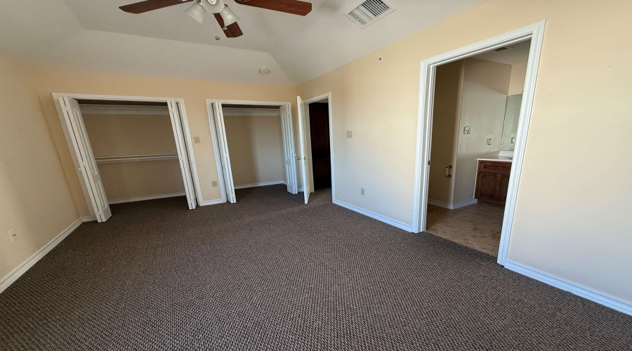 4246 Dorel Dr, Laredo, Texas 78043, 2 Bedrooms Bedrooms, 4 Rooms Rooms,2 BathroomsBathrooms,Residential,For Rent,4246 Dorel Dr,20255350