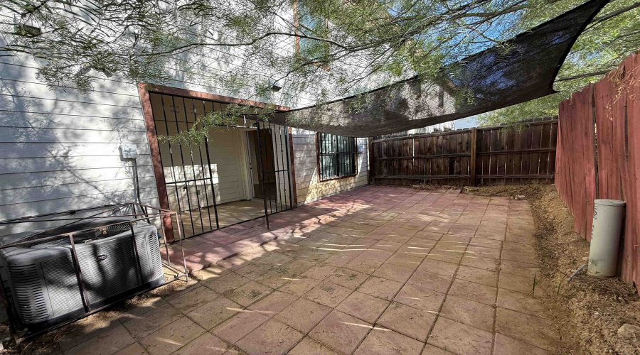 4246 Dorel Dr, Laredo, Texas 78043, 2 Bedrooms Bedrooms, 4 Rooms Rooms,2 BathroomsBathrooms,Residential,For Rent,4246 Dorel Dr,20255350