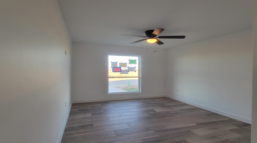 5131 Nispero Ln, Laredo, Texas 78046, 3 Bedrooms Bedrooms, 4 Rooms Rooms,2 BathroomsBathrooms,Residential,For Sale,5131 Nispero Ln,20255353