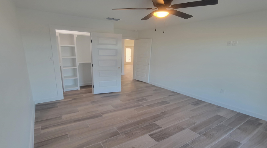 5131 Nispero Ln, Laredo, Texas 78046, 3 Bedrooms Bedrooms, 4 Rooms Rooms,2 BathroomsBathrooms,Residential,For Sale,5131 Nispero Ln,20255353