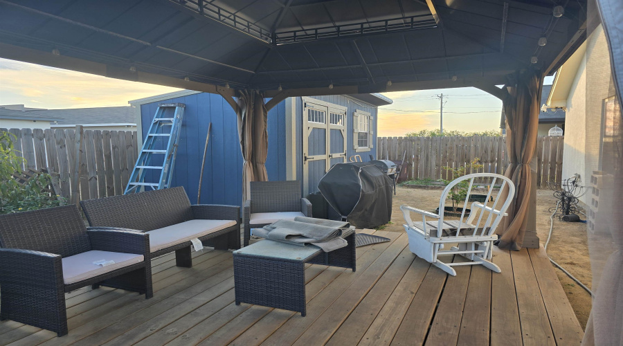 1507 Tesis Dr., Laredo, Texas 78046-5794, 3 Bedrooms Bedrooms, 6 Rooms Rooms,2 BathroomsBathrooms,Residential,For Sale,1507 Tesis Dr.,20255354